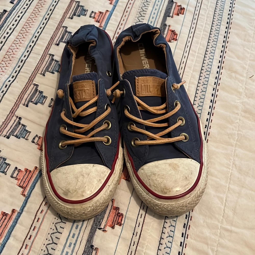 Blue converse